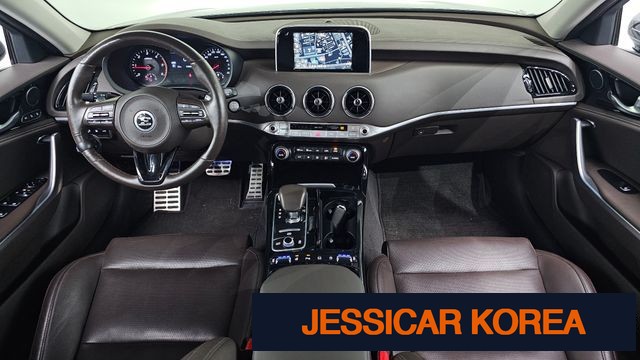2018 Kia Stinger - Thumbnail 17