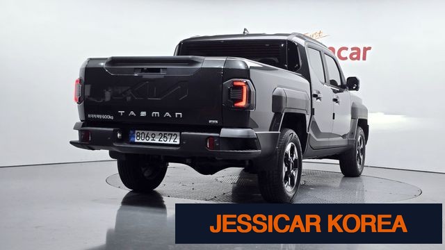 2026 Kia tasman - Thumbnail 2