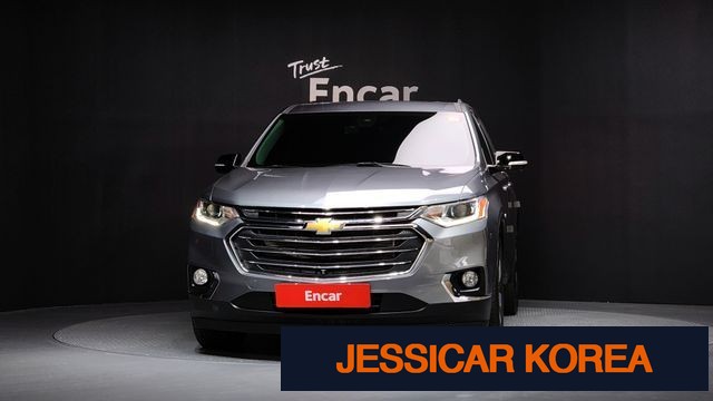 2020 Chevrolet Traverse - Thumbnail 14