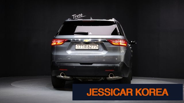 2020 Chevrolet Traverse - Thumbnail 19
