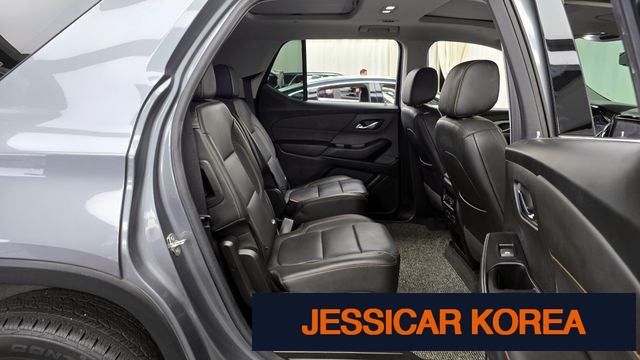2020 Chevrolet Traverse - Thumbnail 20