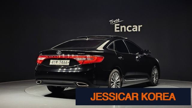 2014 Hyundai Grandeur HG - Thumbnail 3