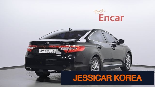 2016 Hyundai Grandeur HG - Thumbnail 8