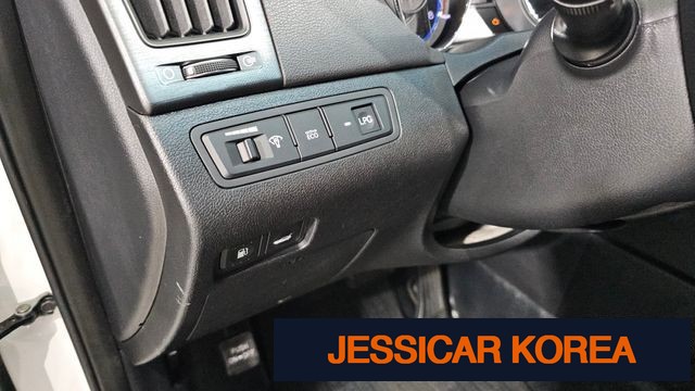 2012 Hyundai YF Sonata - Thumbnail 16