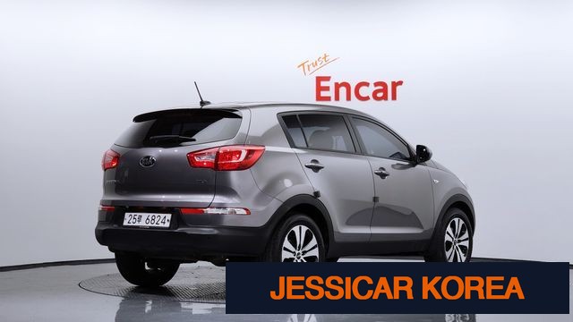 2013 Kia Sportage R - Thumbnail 12