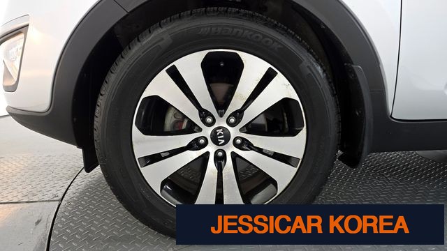 2013 Kia Sportage R - Thumbnail 13