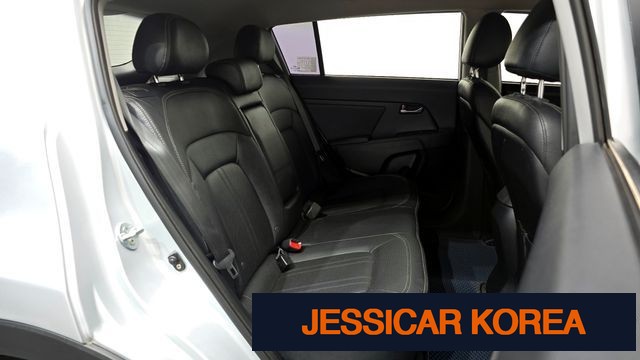 2013 Kia Sportage R - Thumbnail 17