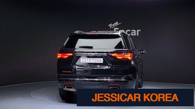 2022 Chevrolet Traverse - Thumbnail 7