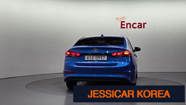 2016 Hyundai Avante AD - Thumbnail 5