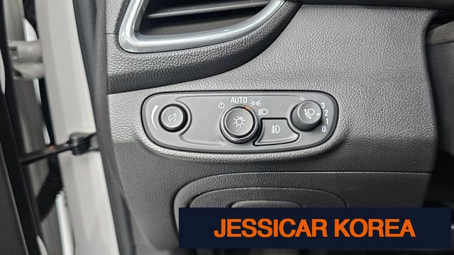 2020 Chevrolet The New Trax - Thumbnail 3
