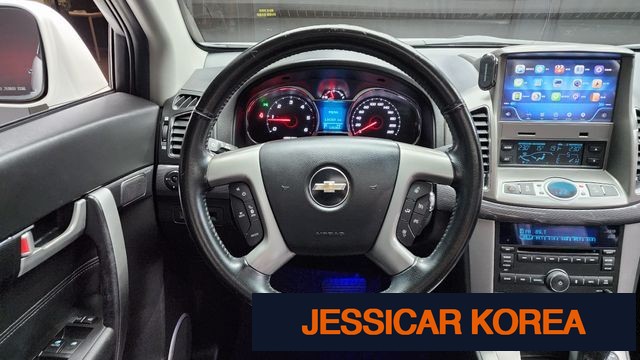 2015 Chevrolet Captiva - Thumbnail 3