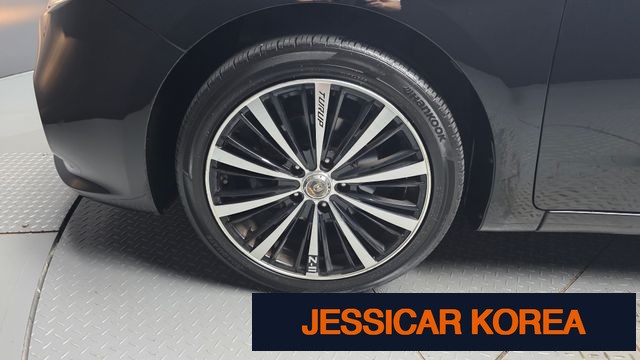 2015 Kia K3 Coupe - Thumbnail 2