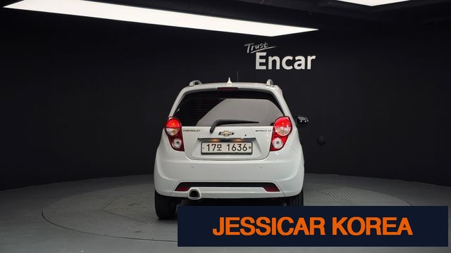 2014 Chevrolet Spark - Thumbnail 3