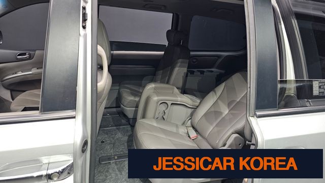 2014 Kia Carnival R - Thumbnail 6