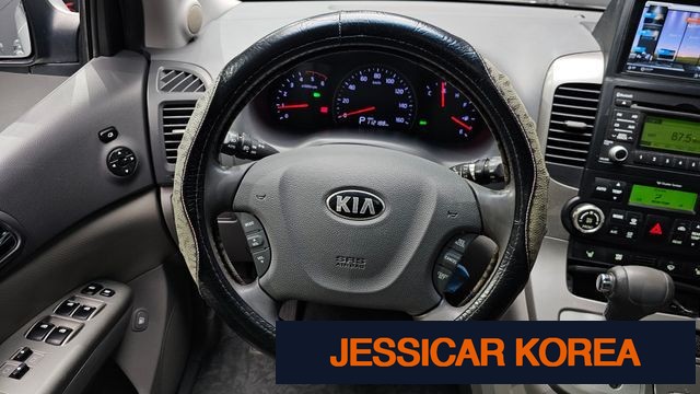 2014 Kia Carnival R - Thumbnail 9