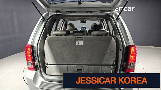 2014 Kia Carnival R - Thumbnail 11