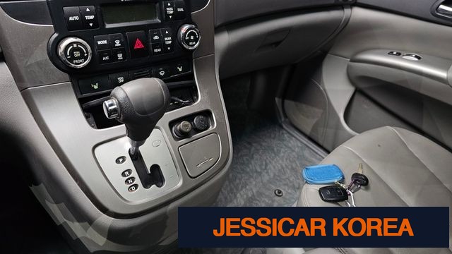 2014 Kia Carnival R - Thumbnail 13