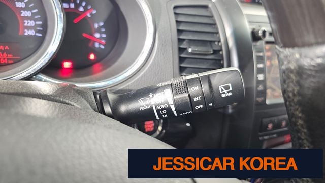 2012 Kia Sorento R - Thumbnail 11