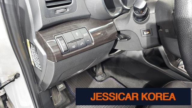 2012 Kia Sorento R - Thumbnail 16