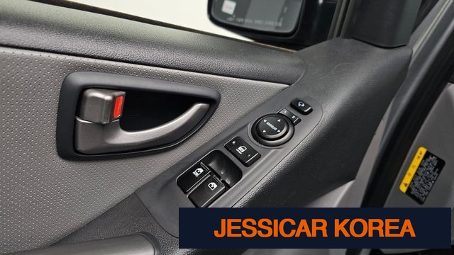 2019 Hyundai The New Grand Starex - Thumbnail 2