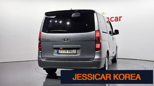 2019 Hyundai The New Grand Starex - Thumbnail 15