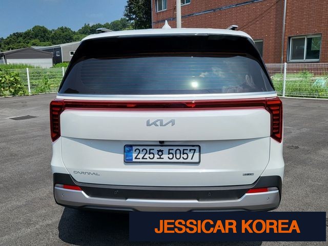 2025 Kia The New Carnival 4th generation - Thumbnail 6