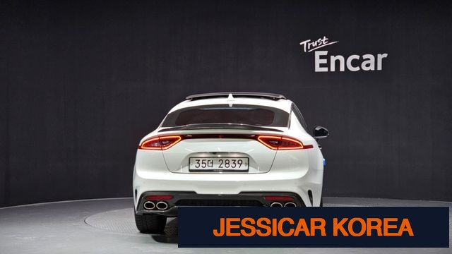 2019 Kia Stinger - Thumbnail 12