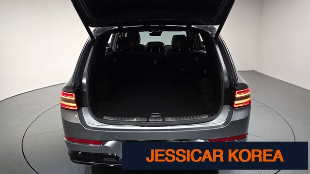 2022 Genesis GV80 - Thumbnail 12