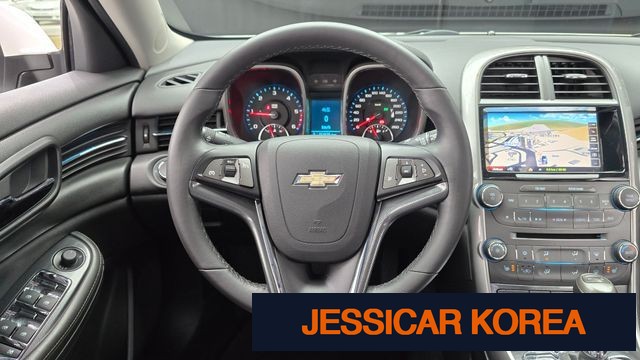 2015 Chevrolet Malibu - Thumbnail 9