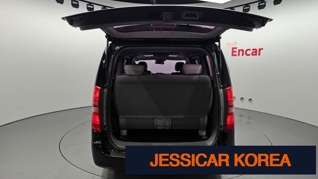 2016 Hyundai Grand Starex - Thumbnail 19