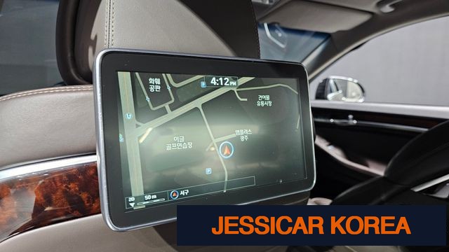 2016 Genesis EQ900 - Thumbnail 8