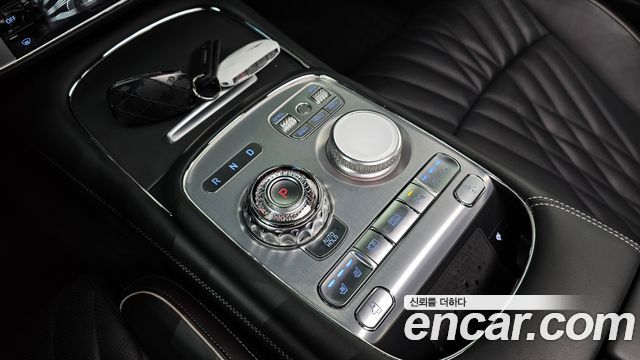 2022 Genesis G90 (RS4) - Thumbnail 9