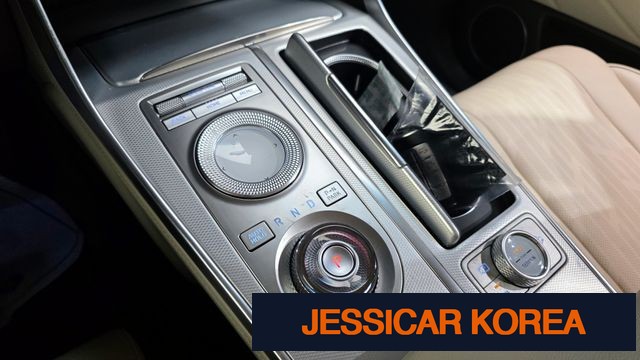 2022 Genesis GV80 - Thumbnail 2