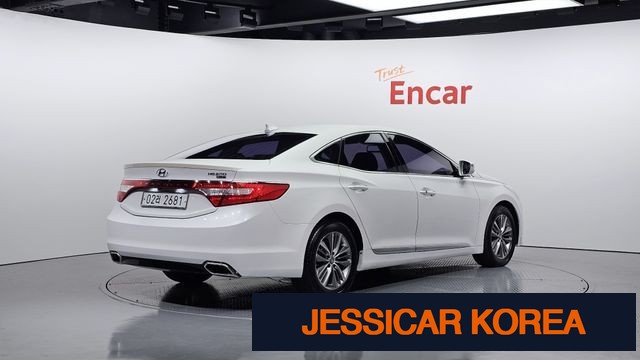 2016 Hyundai Grandeur HG - Thumbnail 10