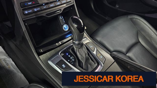 2016 Hyundai Grandeur HG - Thumbnail 16
