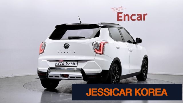 2015 KG Mobility Tivoli - Thumbnail 5
