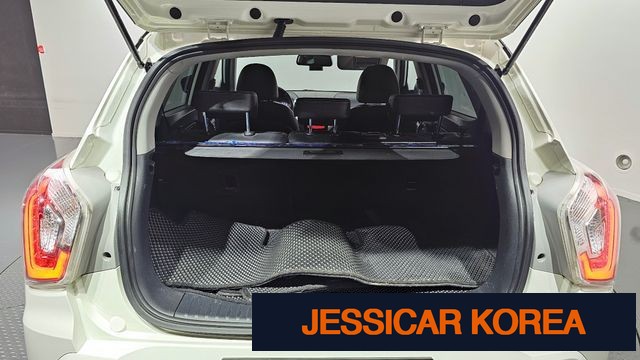 2015 KG Mobility Tivoli - Thumbnail 10