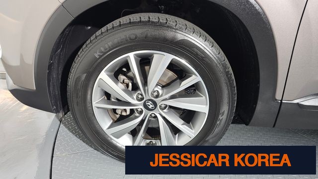 2019 Hyundai Santa Fe TM - Thumbnail 17