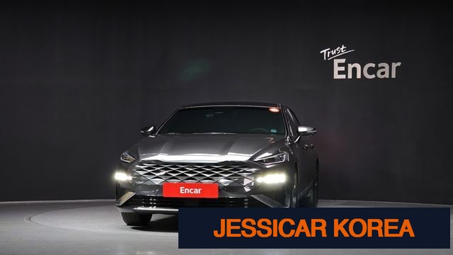 2023 Kia K8 Hybrid - Thumbnail 2