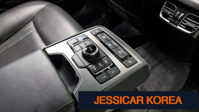 2015 Hyundai Genesis DH - Thumbnail 3