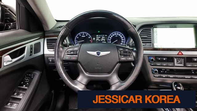2015 Hyundai Genesis DH - Thumbnail 6