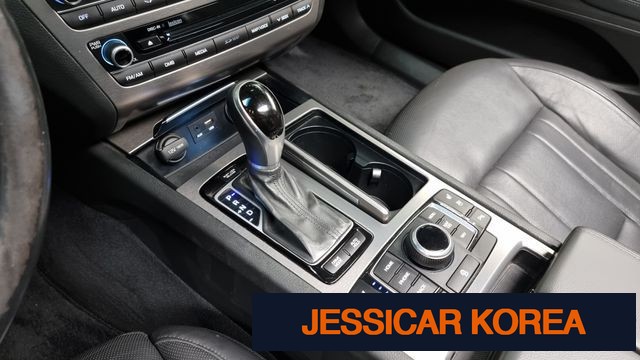 2015 Hyundai Genesis DH - Thumbnail 11