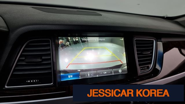 2015 Hyundai Genesis DH - Thumbnail 20