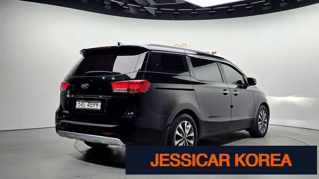 2015 Kia All New Carnival - Thumbnail 9