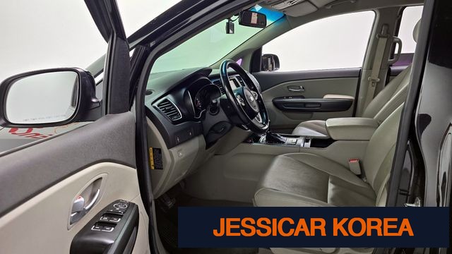 2015 Kia All New Carnival - Thumbnail 12