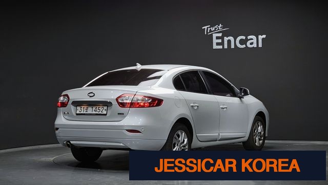 2017 Renault Korea SM3 Neo - Thumbnail 3