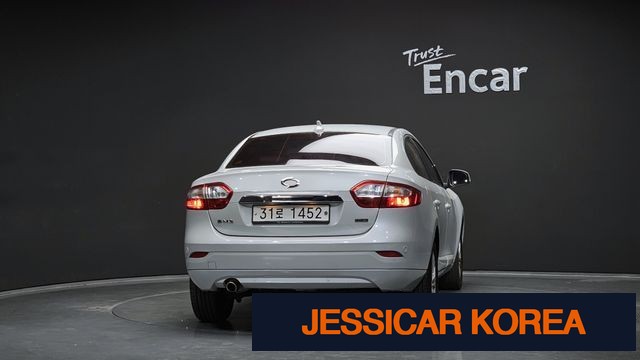 2017 Renault Korea SM3 Neo - Thumbnail 17