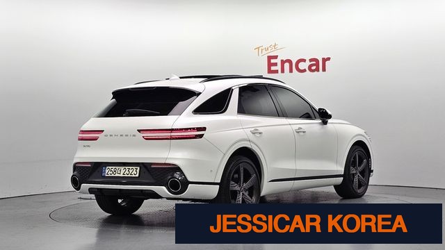 2021 Genesis GV70 - Thumbnail 9