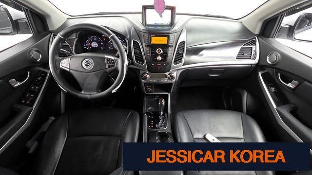 2014 KG Mobility New Korando C - Thumbnail 2