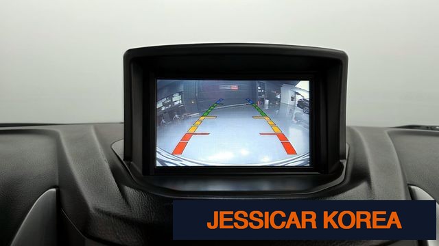 2014 KG Mobility New Korando C - Thumbnail 3